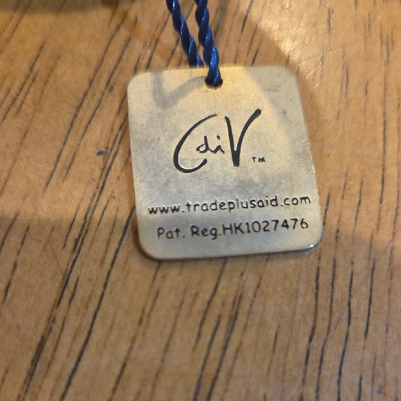 C.Maddicott Vintage Trade Plus Aid a Pot Miniature Enamel Collectibles Tea Pot - Picture 2 of 8